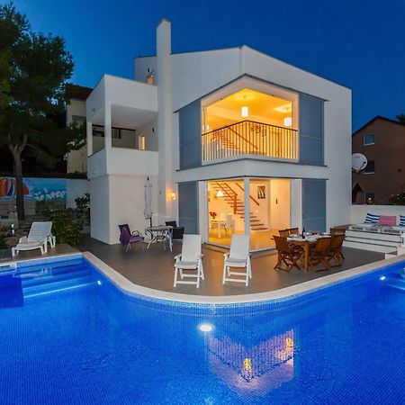 Villa Casabianca Милна Экстерьер фото