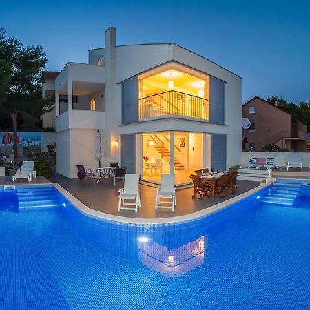 Villa Casabianca Милна Экстерьер фото