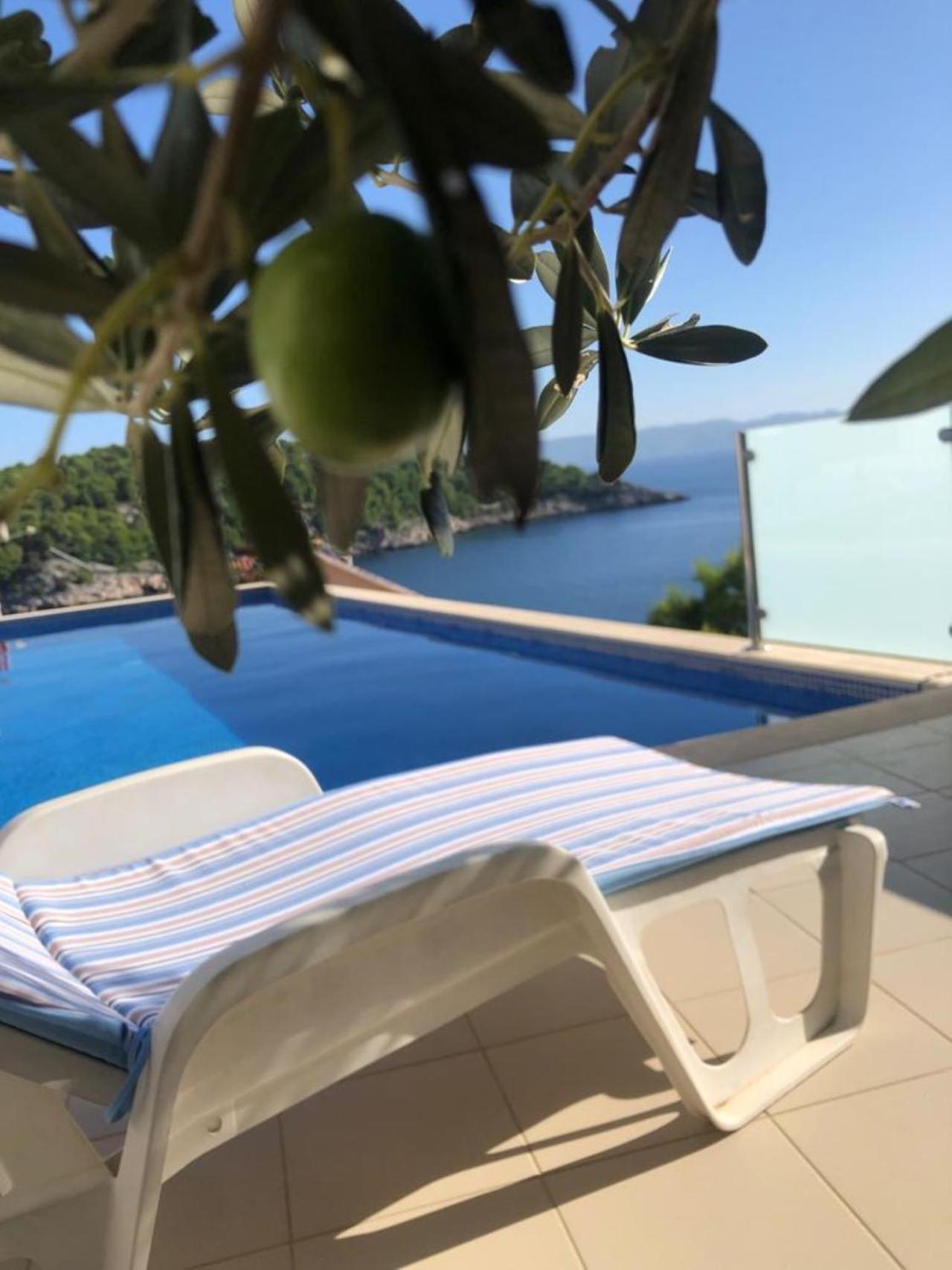 Villa Casabianca Милна Экстерьер фото