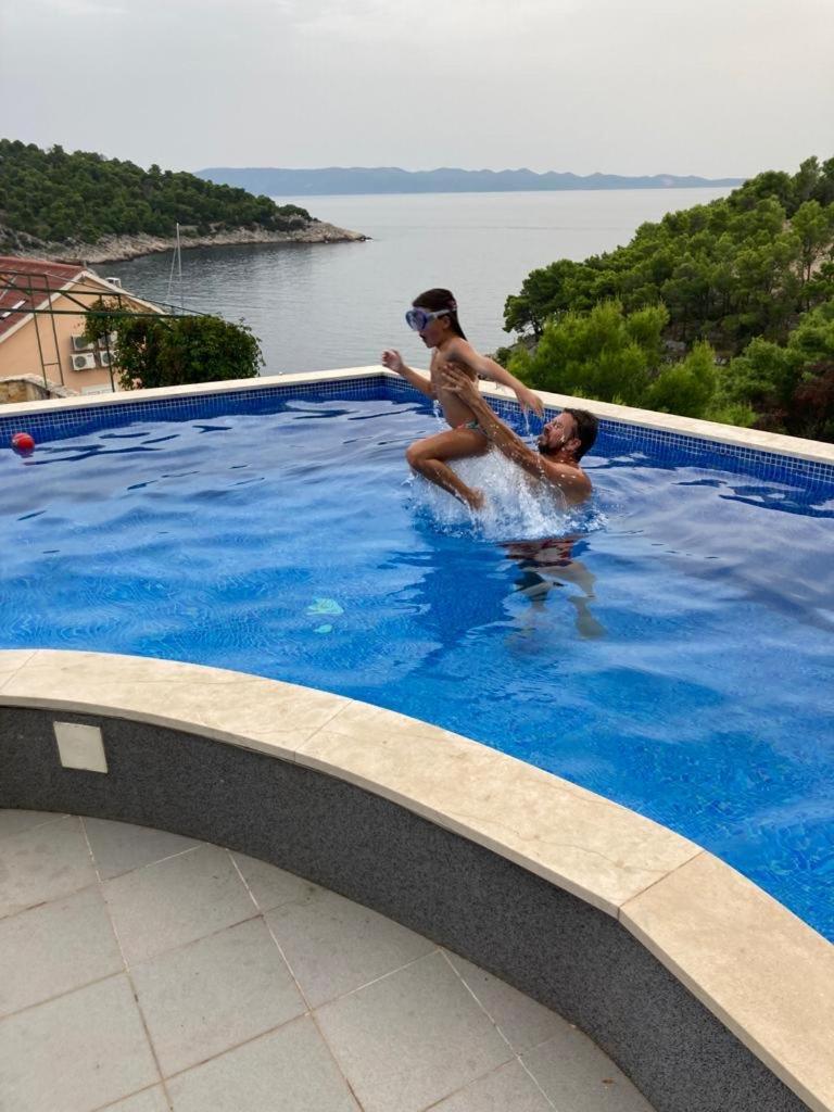 Villa Casabianca Милна Экстерьер фото