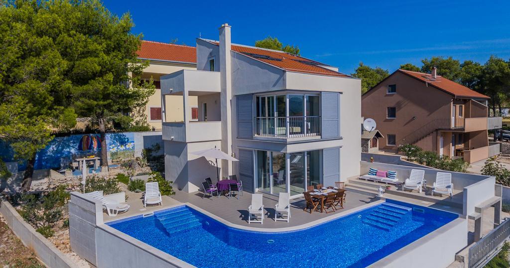 Villa Casabianca Милна Экстерьер фото